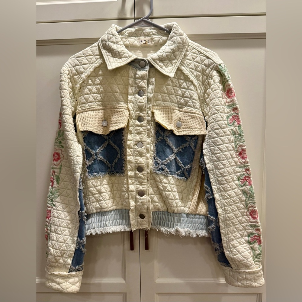 POL Cream and Blue Quilted boho Jean Jacket